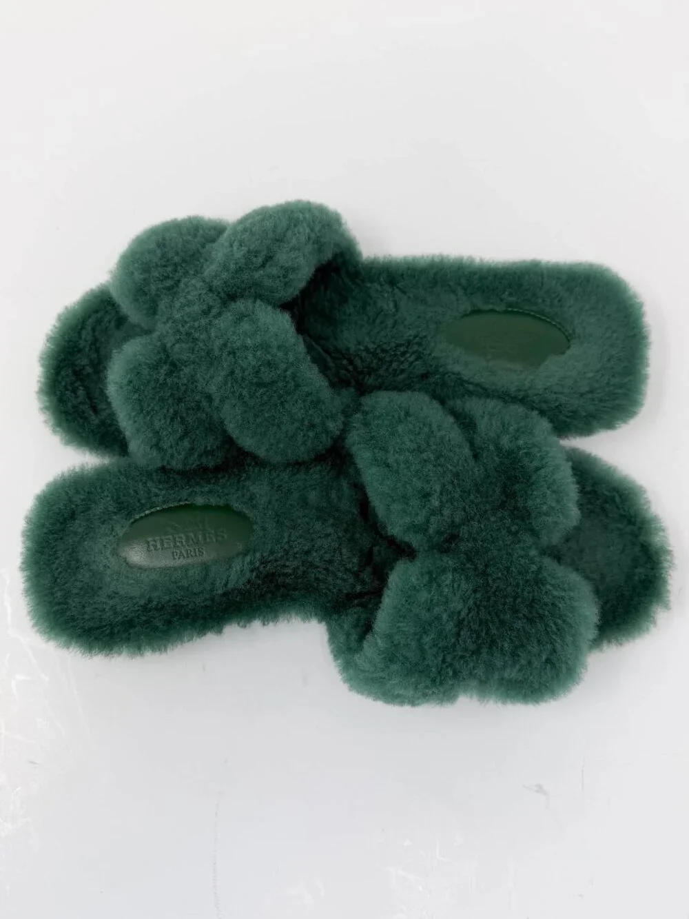 Hermes Oran Woolskin Sandals - Vert Anglais Shearling